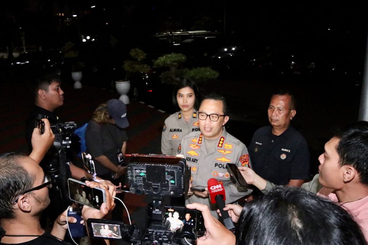 Aksi Malam Hari Ricuh, Polisi: SPBU Dilempar Molotov