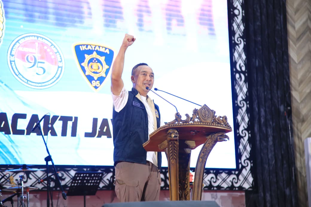 Bakti 30 Tahun Akabri 95: Ratusan Paket Bansos Disalurkan ke Warga