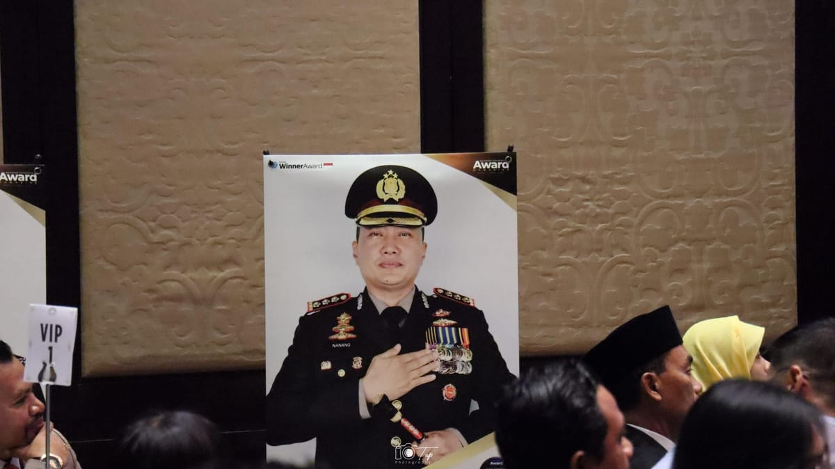 Bersama Tokoh Asia, Kombes Pol Nanang Haryono Terima Penghargaan Internasional 2025