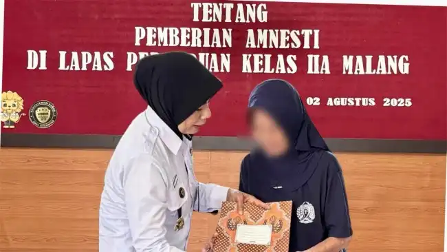 Dapat Amnesti, WBP Lansia di Malang Tak Kuasa Tahan Tangis Haru