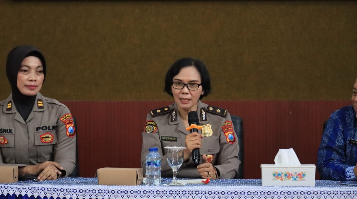 Dukung Perempuan, Polwan dan Dinsos Malang Adakan Edukasi “Rise and Speak”
