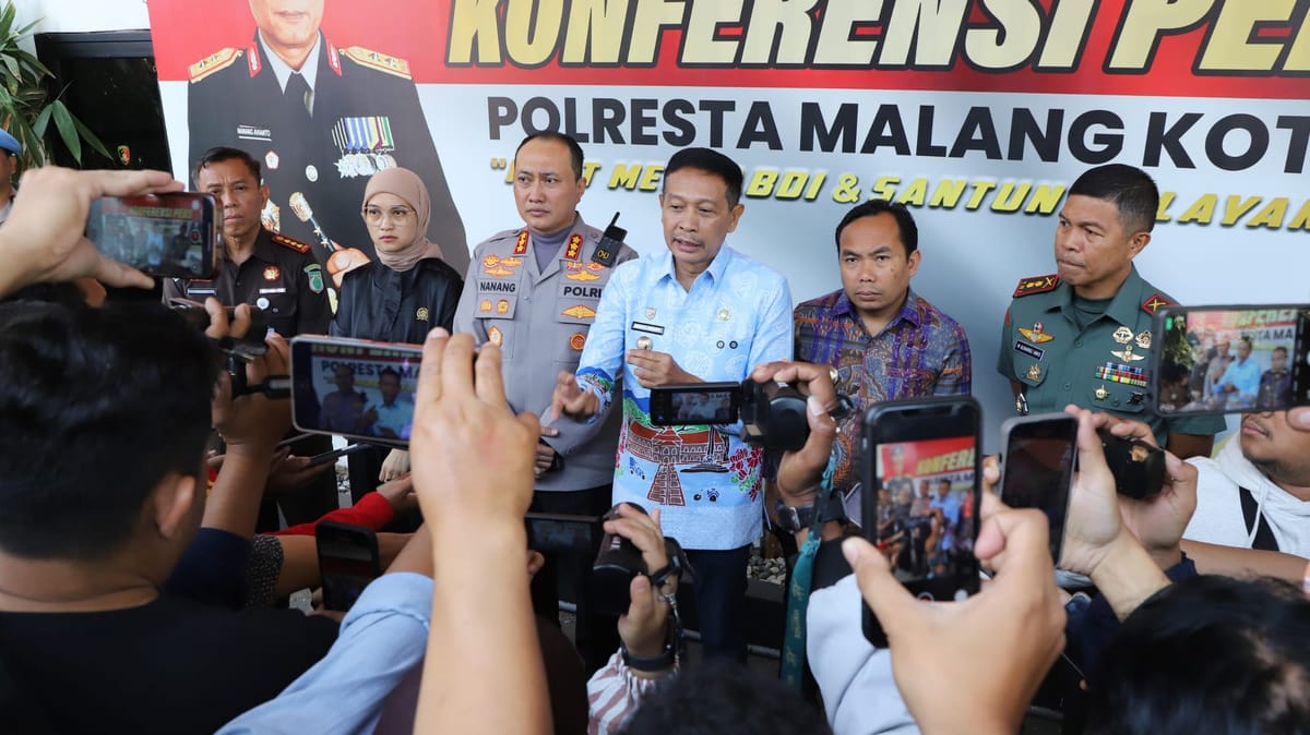 Inovasi Berbasis Teknologi, Polresta Malang Kota Luncurkan Layanan WhatsApp Resmi