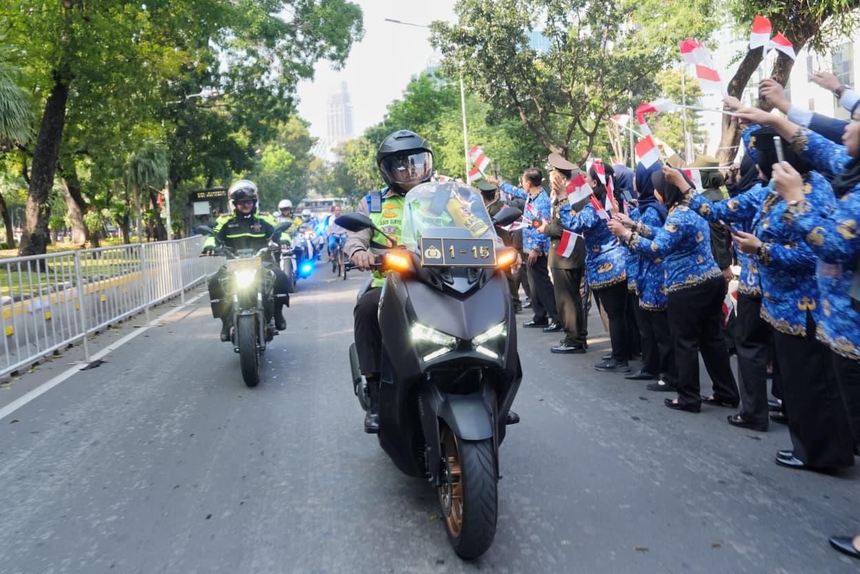 Kakorlantas Polri Naik Motor Tinjau Kesiapan Pengamanan Lalu Lintas HUT ke-80 RI