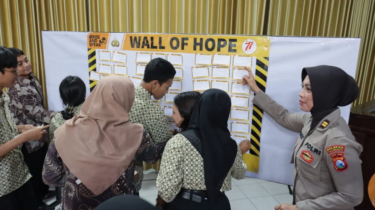 Kampanye “Rise and Speak”, Polwan Ajak Perempuan Berani Suarakan Kebenaran