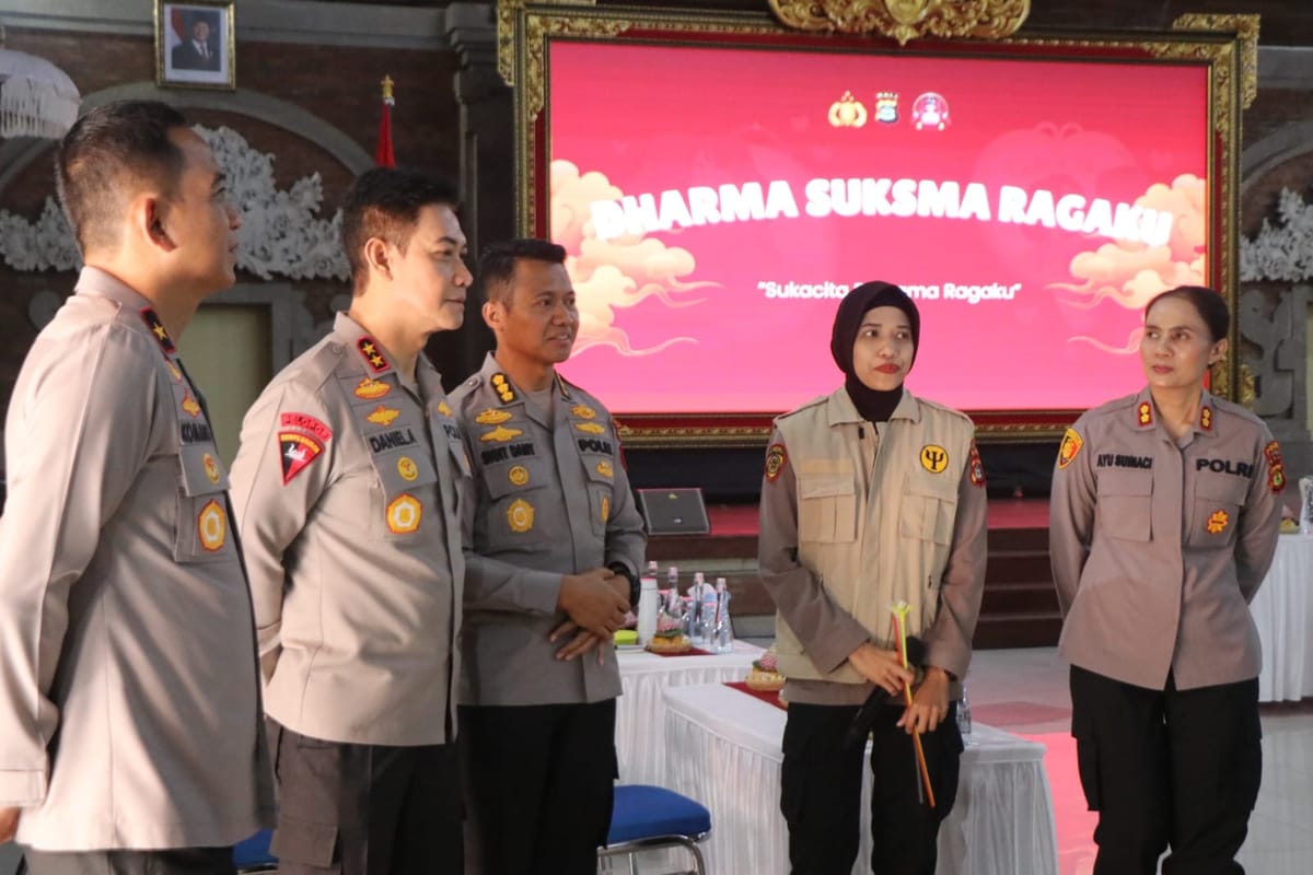 Kapolda Beri Motivasi Kepada PNPP Wanita Polda Bali pada Kegiatan “Suksma Ragaku”