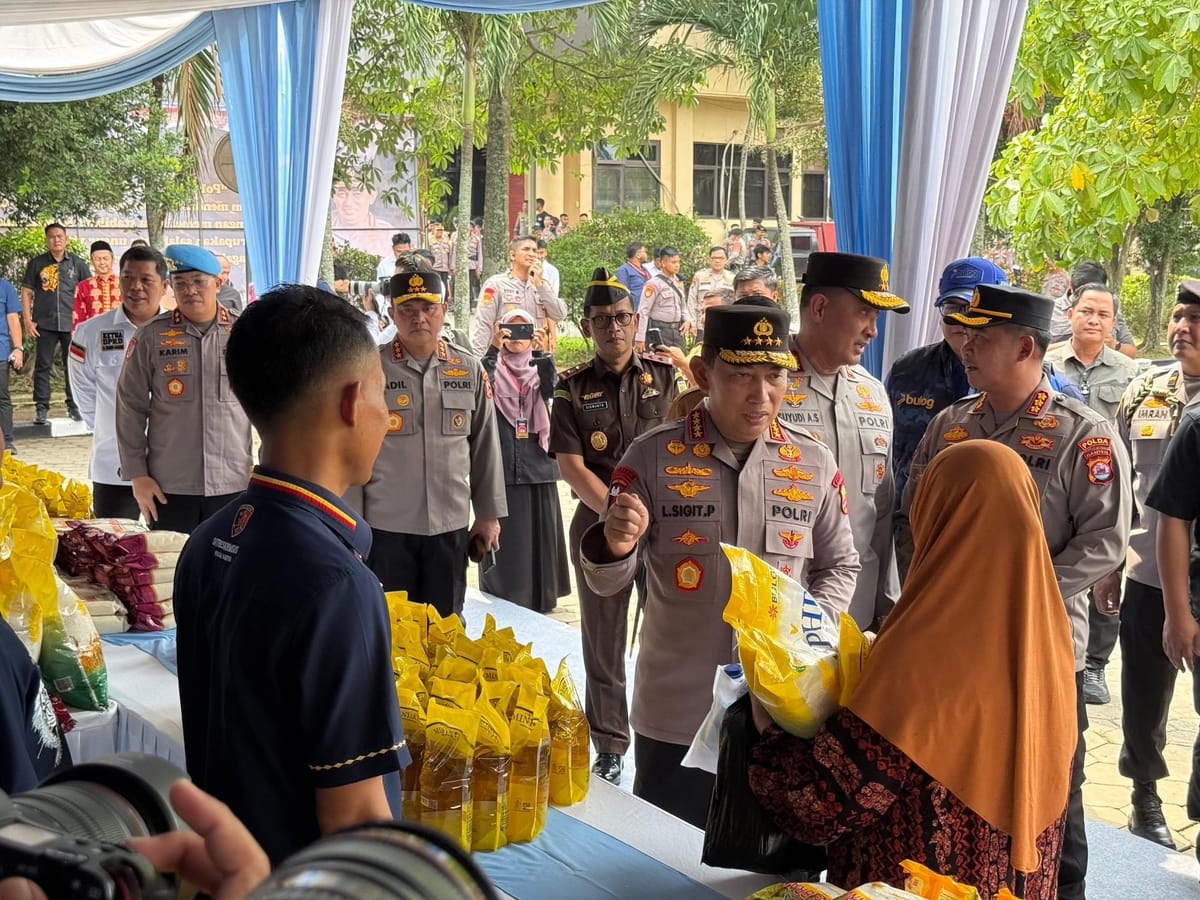Kapolri Tinjau GPM di Polda Banten, 27 Ton Beras SPHP Telah Disalurkan ke Masyarakat