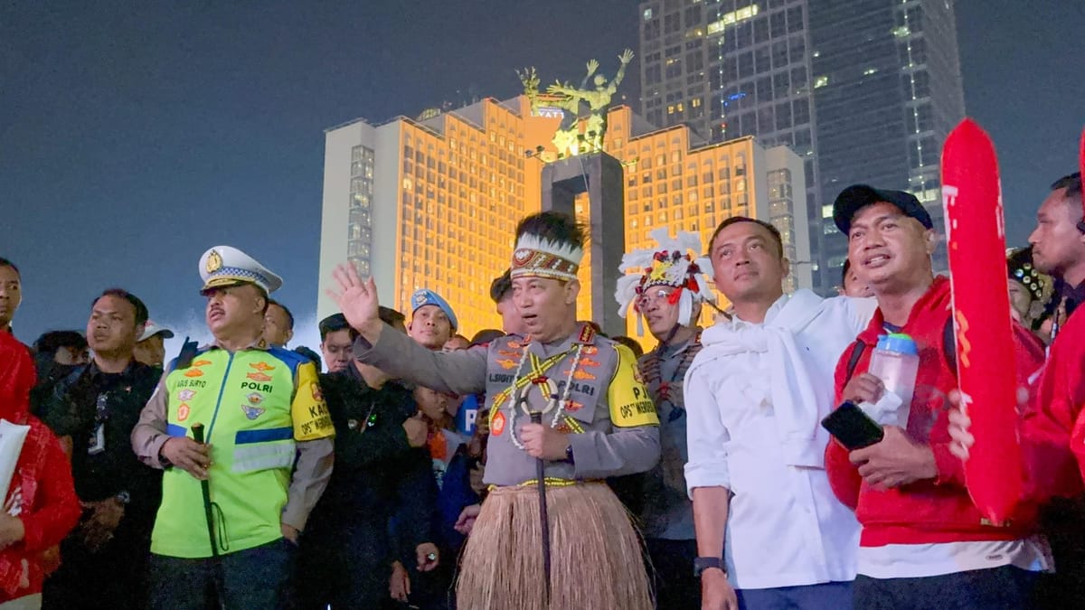 Kapolri dan Mensesneg Tinjau Panggung Rakyat di Bundaran HI, Sambut Antusias Masyarakat