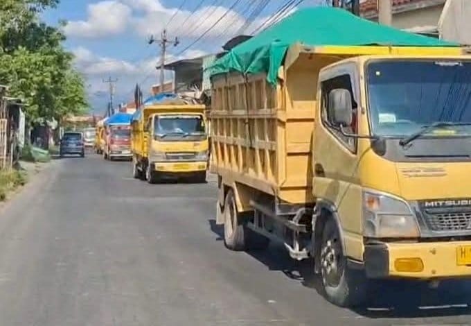 Keluhan Warga Demak soal Truk Angkut Tanah Proyek Tanggul Laut: Bikin Resah
