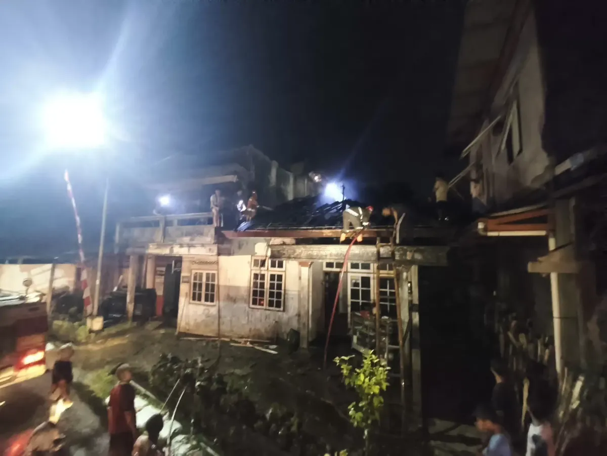 Pabrik Tahu Terbakar di Watumalang Wonosobo Api Merembet ke Rumah Warga
