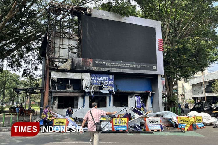 Pasca Demo Ricuh, 16 Pos Polisi di Malang Kota Rusak dan Dibakar