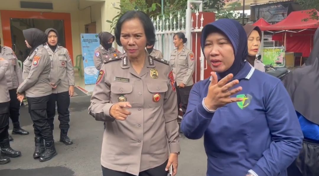 Peduli Lansia, Polwan Aksi Nyata di Malang Kota