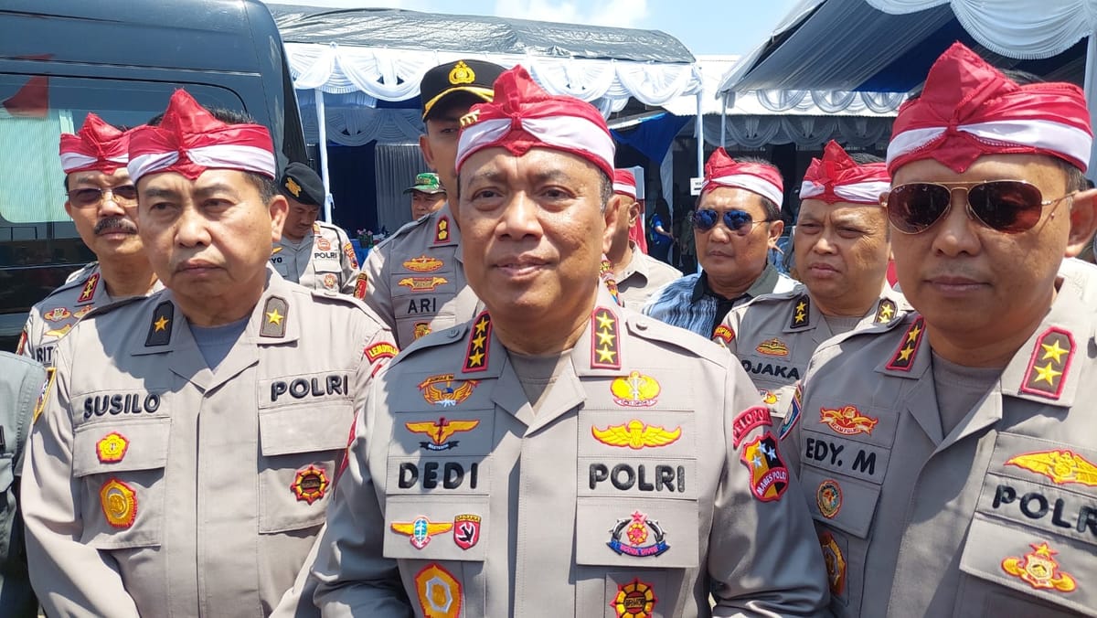 Peduli Lingkungan, Alumni Akpol 90 Tanam Puluhan Pohon di Monumen Palagan Ambarawa