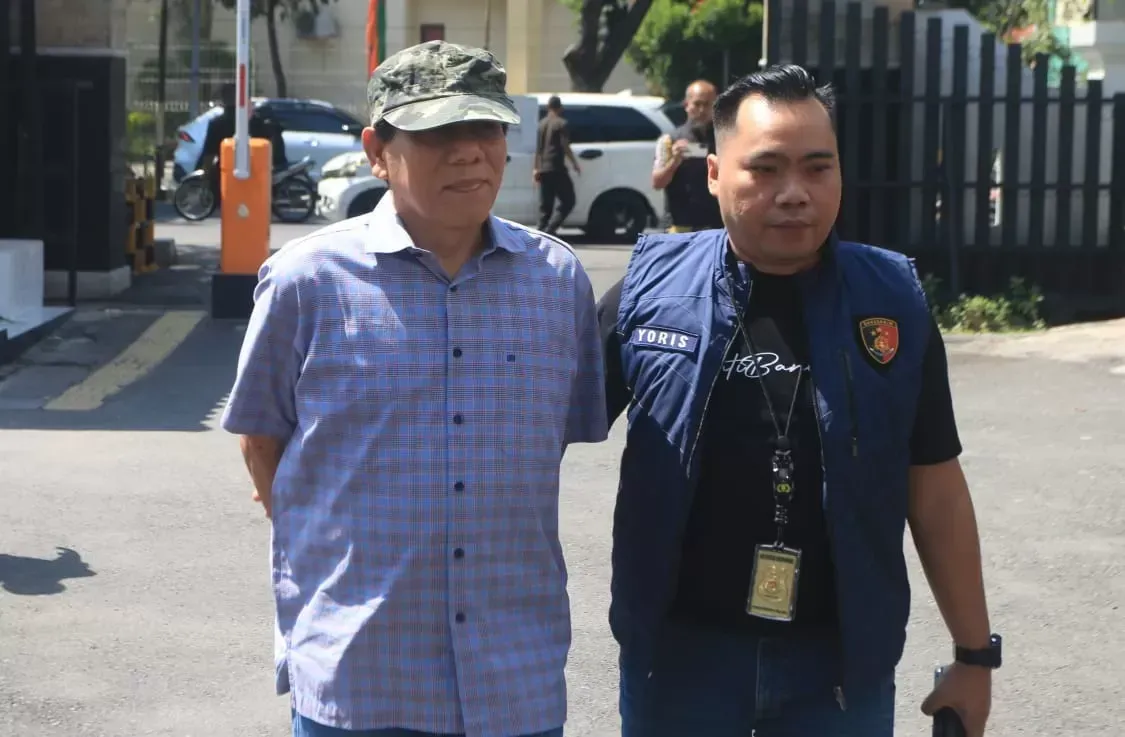 Pemilik Mansion Karaoke Semarang Dilimpahkan ke Kejari dengan Tangan Terborgol