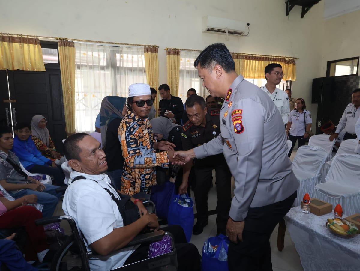 Peringati Kemerdekaan RI ke-80, Kapolda Kalteng dan Forkopimda Tebar Kepedulian di Panti Remaja