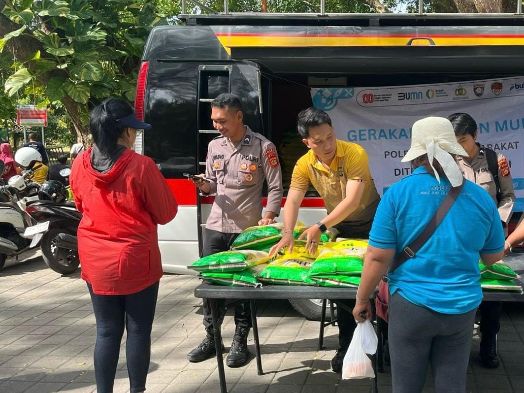 Polda Bali Gelar Pangan Murah, Stabilkan Harga Beras SPHP untuk Masyarakat
