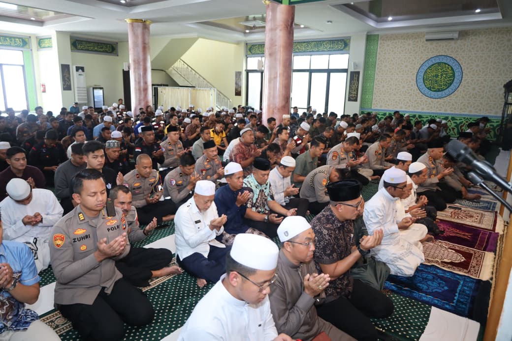 Polda Kalsel Tunjukkan Belasungkawa dengan Shalat Ghaib untuk Affan Kurniawan