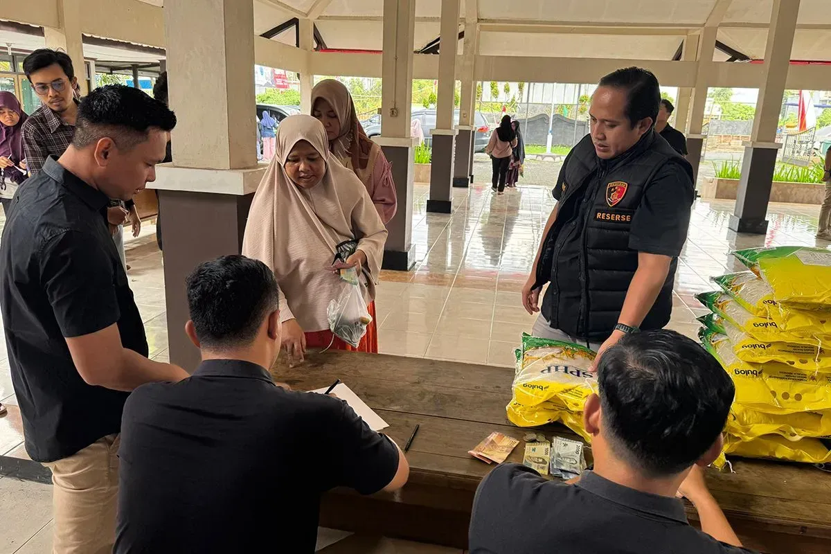 Polresta Banyumas Gandeng Bulog Salurkan Beras SPHP untuk Masyarakat