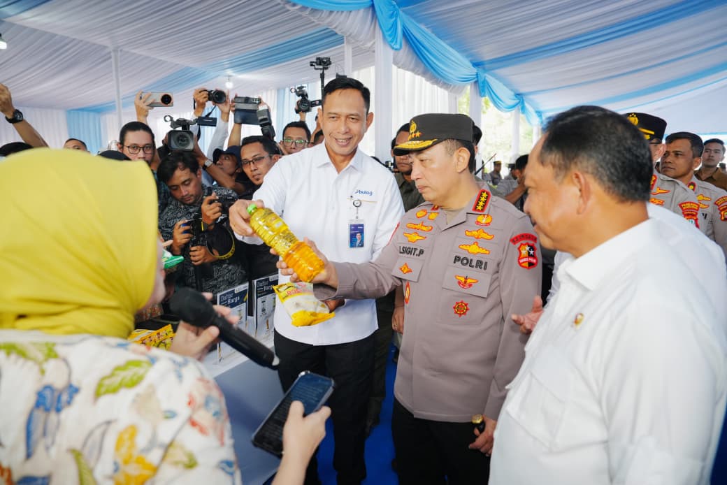 Polri dan Bulog Luncurkan Gerakan Pangan Murah Serentak di Seluruh Indonesia
