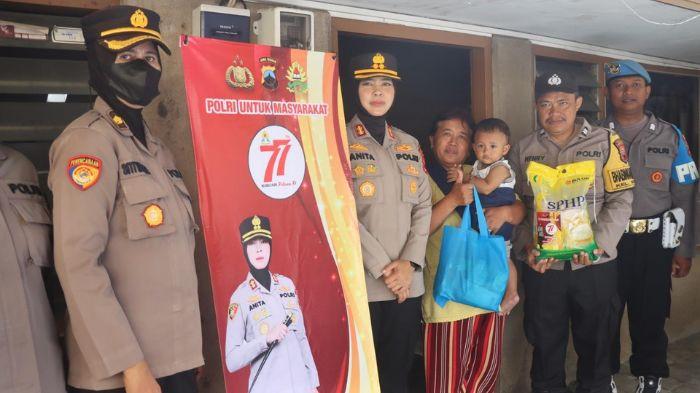 Polwan Polres Magelang Kota Berbagi di Hari Jadi ke-77, Bansos Disalurkan ke Warga Semplon