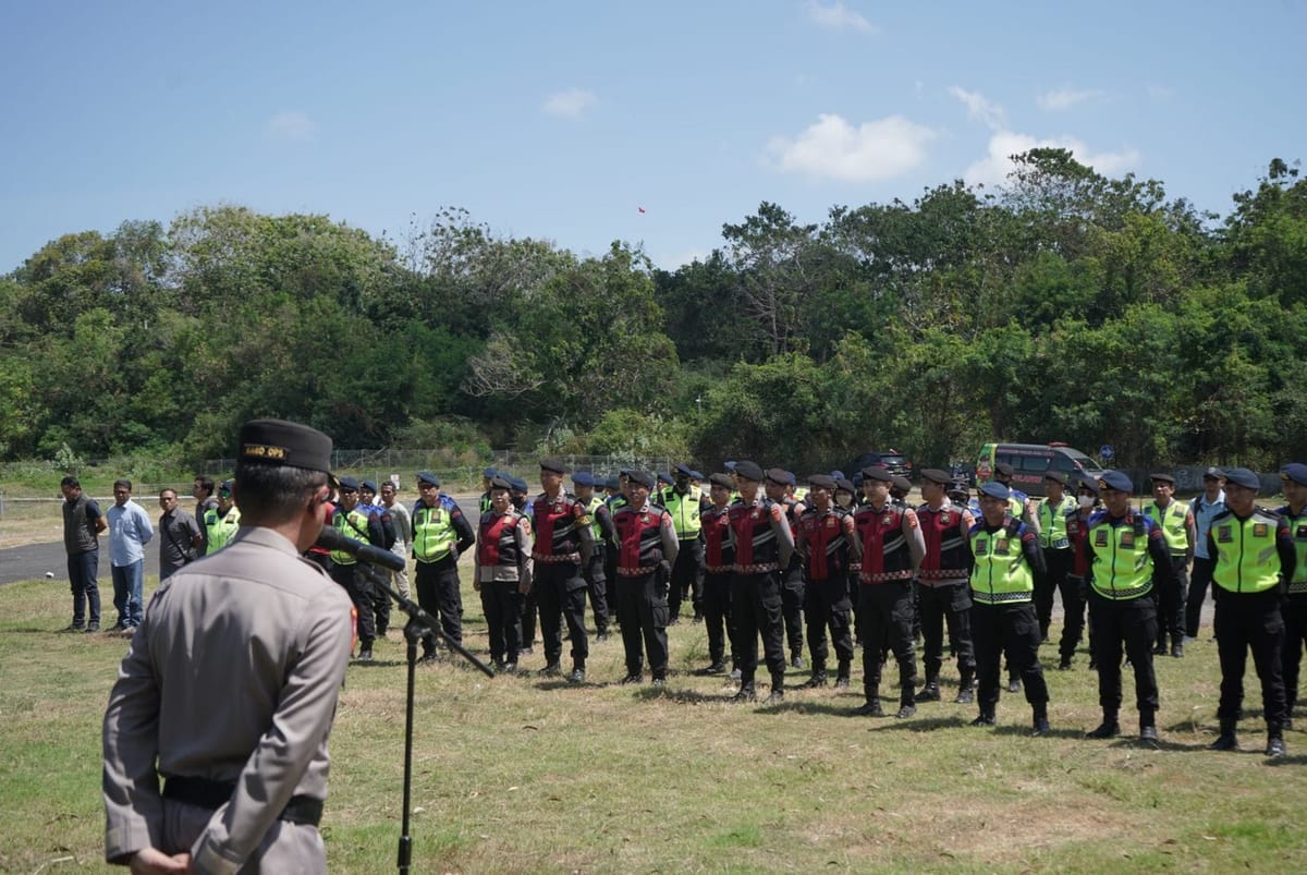 Ratusan Personel Polda Bali Amankan Pesta Rakyat GWK