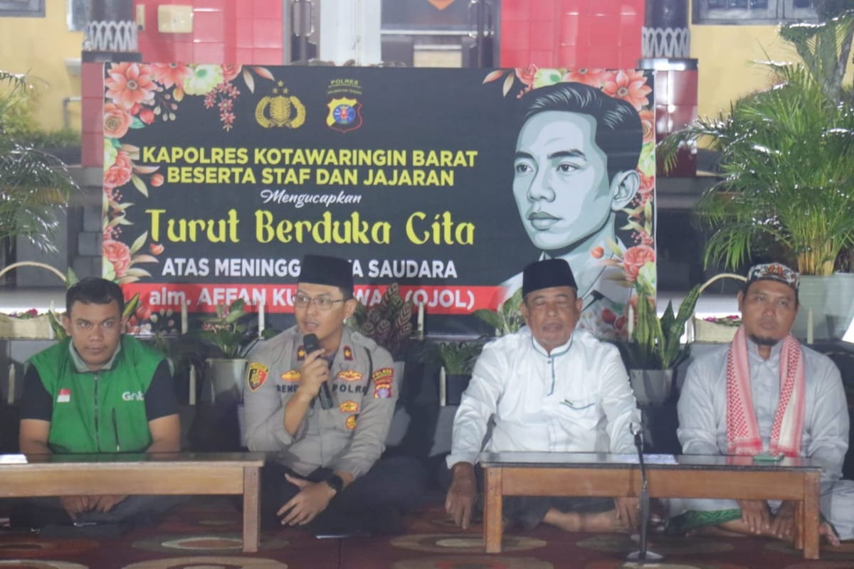 Salat Gaib dan Doa Bersama, Polres Kobar dan Ojol Tunjukkan Solidaritas