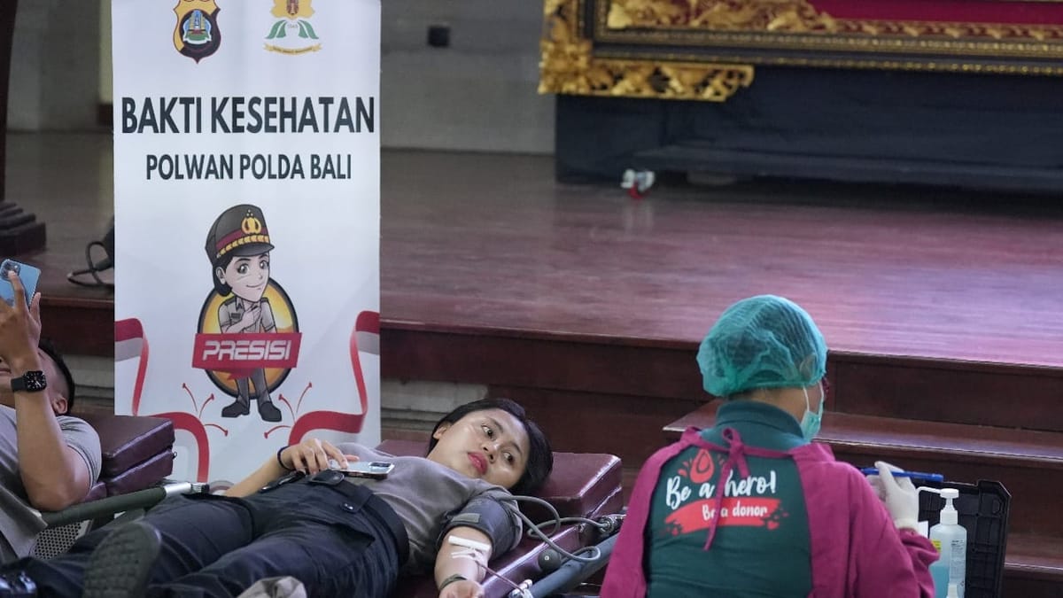 Sambut HUT Polwan ke-77, Polwan Polda Bali Gelar Donor Darah