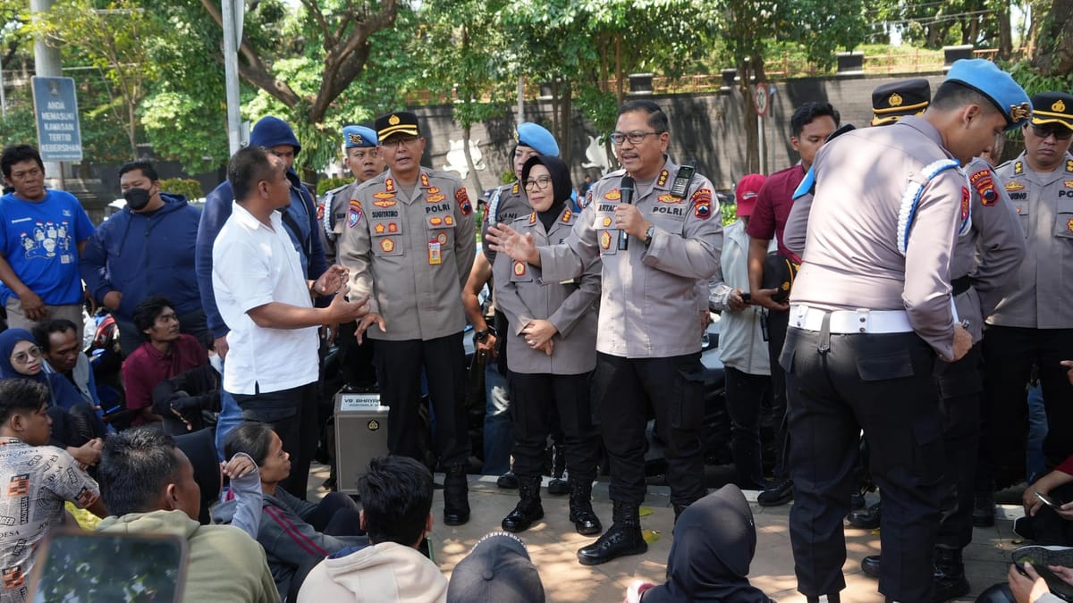 Serangan Mendadak ke Mapolda Jateng, Puluhan Pelaku Anarko Diamankan