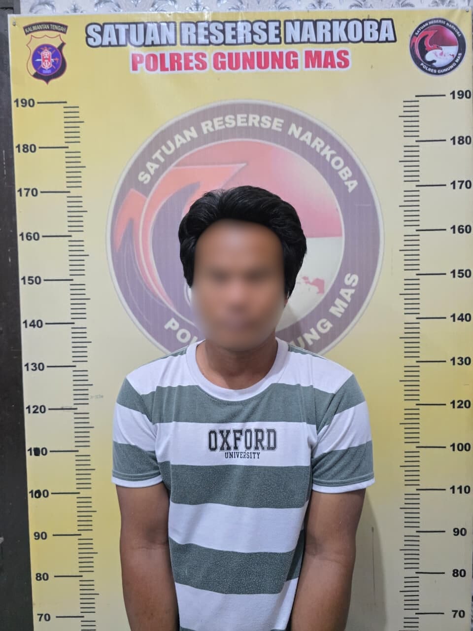 Simpan Ratusan Paket Sabu di Plafon, Pengedar di Sepang Dibekuk Polisi