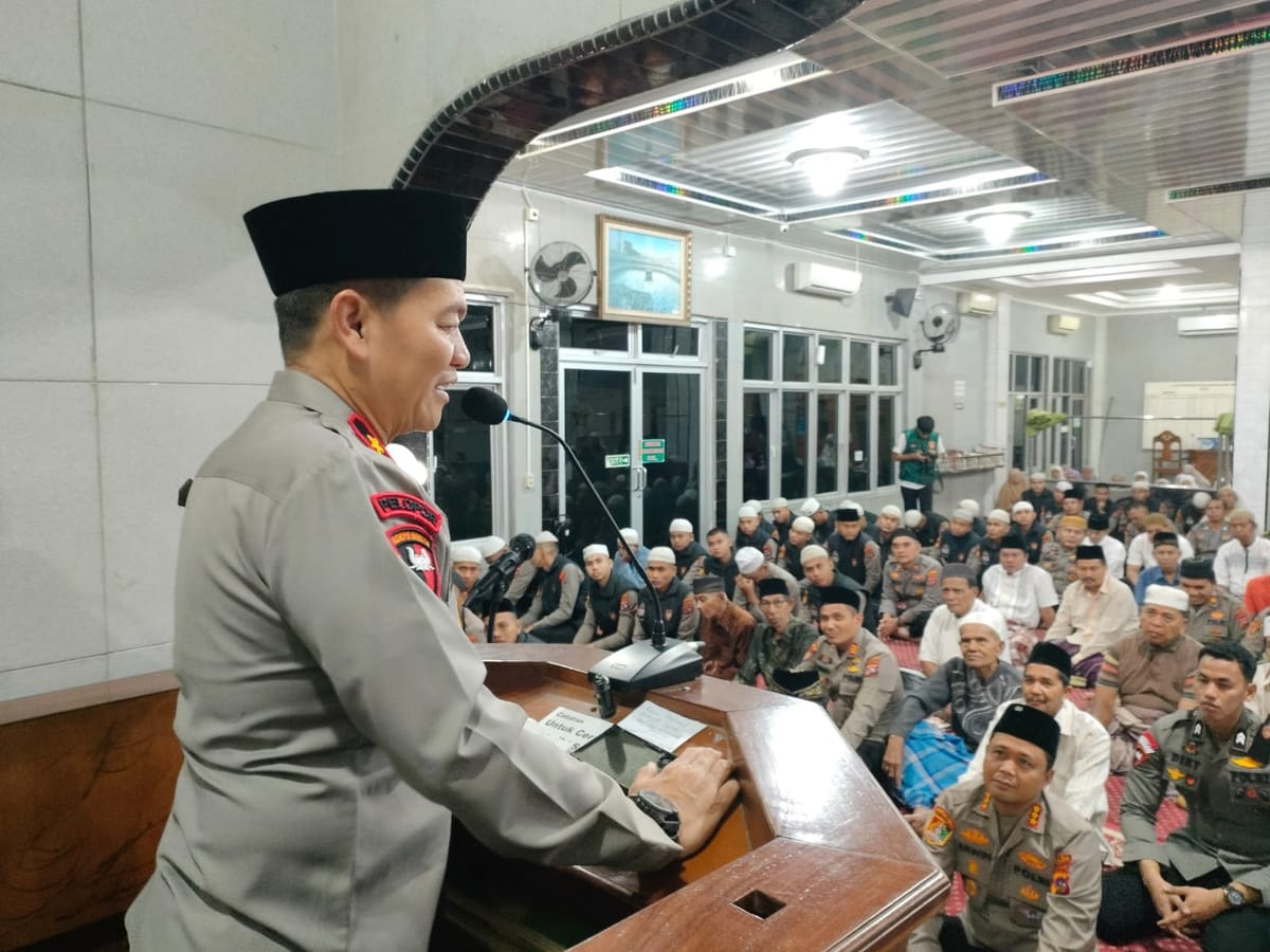 Subuh Berjamaah Bersama Warga, Bentuk Kedekatan Polri di Tengah Masyarakat