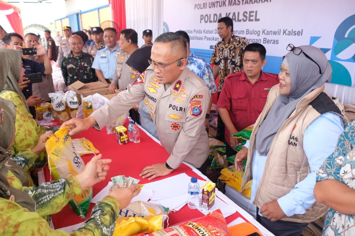 Tekan Harga Pasar, Polda Kalsel dan Bulog Distribusikan 4.700 Ton Beras Murah