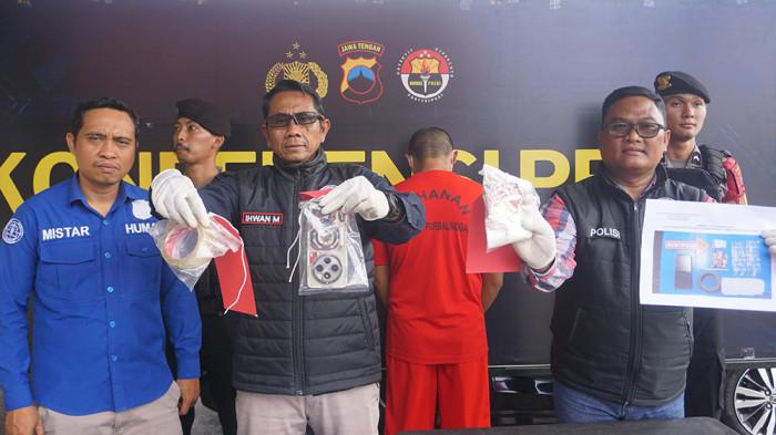 Upah Rp100 Ribu per Titik, Sopir Travel Asal Pemalang Nekat Jadi Kurir Sabu di Purbalingga
