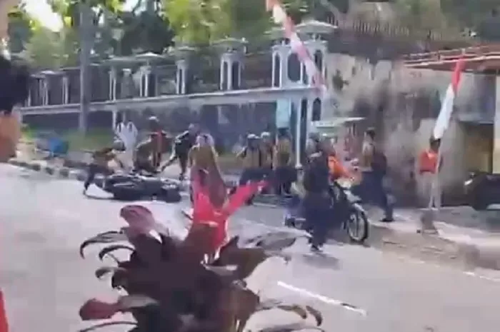 Viral! Tawuran Pelajar di Jalan Merbabu Boyolali Dekat Rumah Dinas Bupati