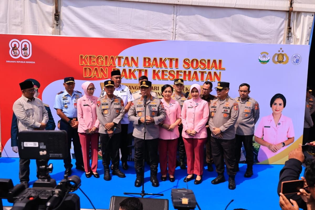 Wakapolri Tinjau Pembangunan SMA Kemala Taruna Bhayangkara dan Gelar Baksos di Bogor