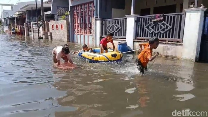 Banjir Rendam 65 Ribu Rumah di Cilacap, Ratusan Warga Terpaksa Mengungsi