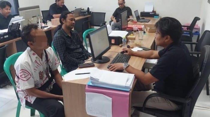 Bejat! Pria di Banyumas Tega Cabuli Anak Tirinya yang Masih ABG