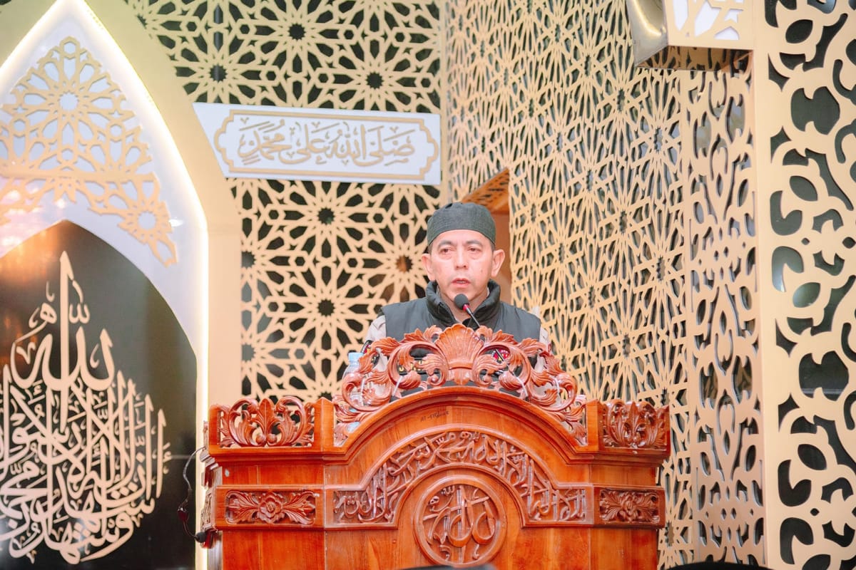 Dari Masjid ke Meja Kerja: Wakapolda Sumbar Tegaskan Sinergi Iman dan Inovasi Satkamling Digital