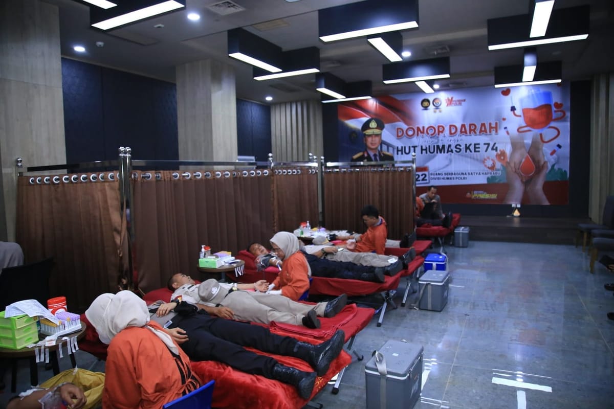 Gelar Donor Darah Serentak Jelang Hari Jadi Ke-74, Humas Polri Kumpulkan 16.619 Kantong