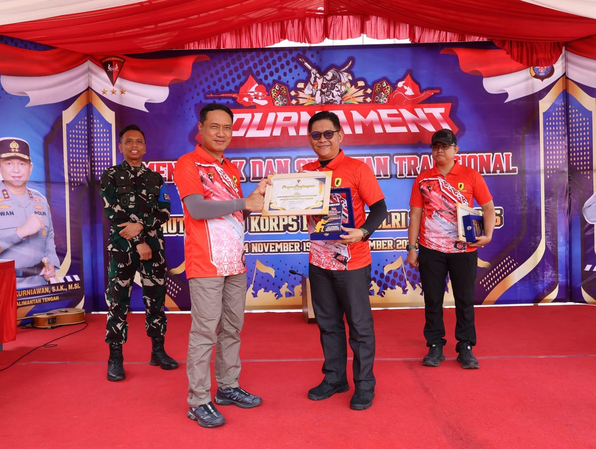 Kapolda Kalteng Buka Lomba Menembak dan Menyumpit HUT Brimob ke-80, Ajak Lestarikan Budaya Dayak