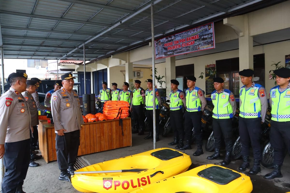 Kapolresta Cilacap Pastikan Peralatan SAR Siap Hadapi Potensi Bencana