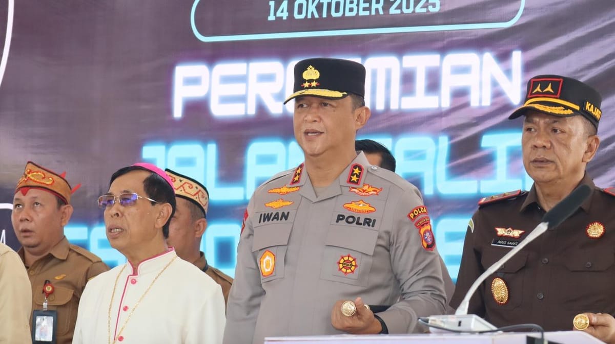 Perkuat Kerukunan, Kapolda Kalteng Ajak Warga Jaga Toleransi saat Hadiri Peresmian Jalan Salib