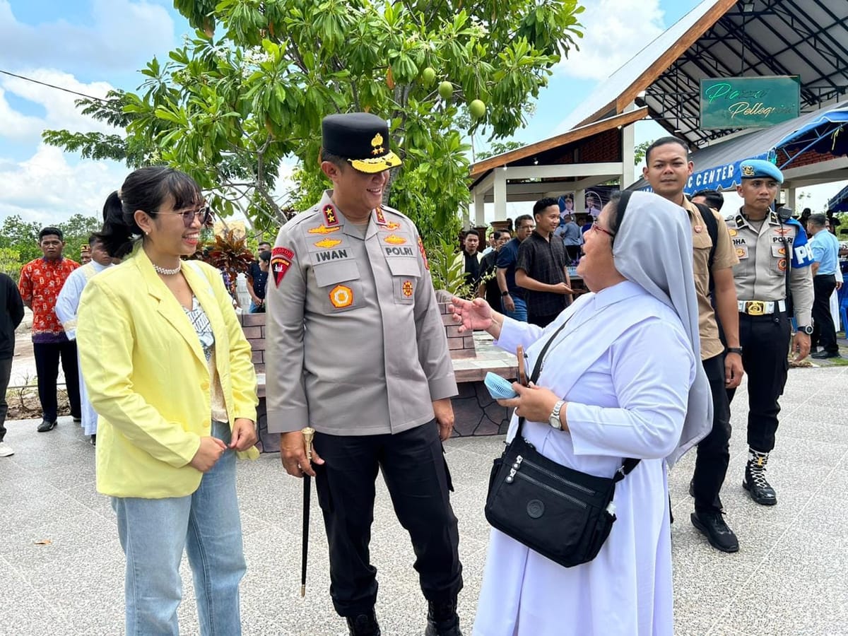 Perkuat Kerukunan, Kapolda Kalteng Hadiri Peresmian Jalan Salib Catholic Center Palangka Raya