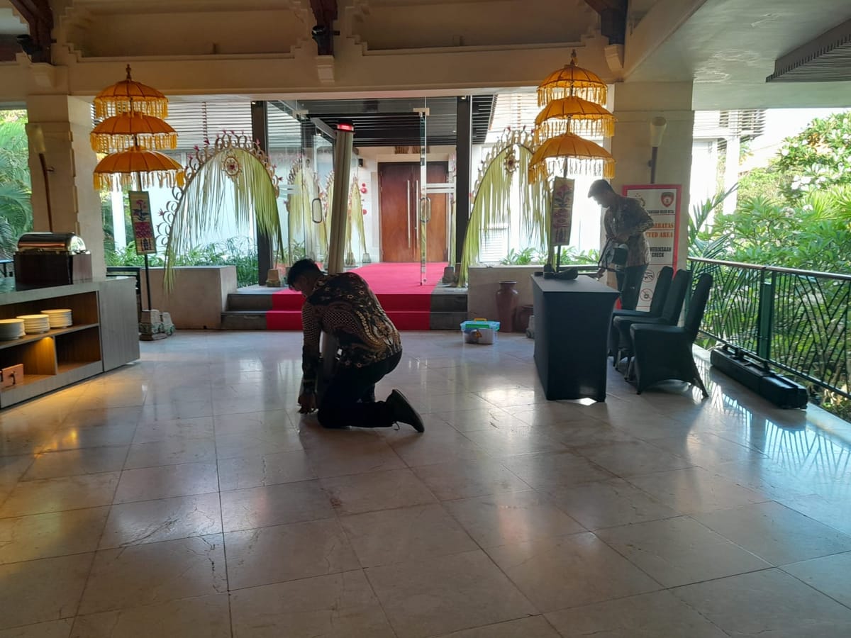 Persiapan Pembukan JCC Polda Bali Perketat Pintu Masuk Hotel Bintang Bali Kuta Resort