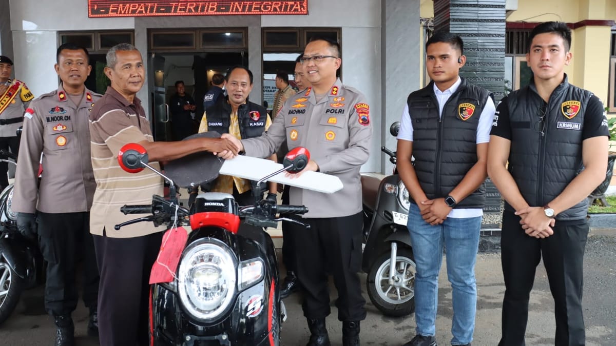 Polisi Bergerak Cepat, Kapolres Pekalongan Kembalikan Motor Korban Curanmor yang Viral