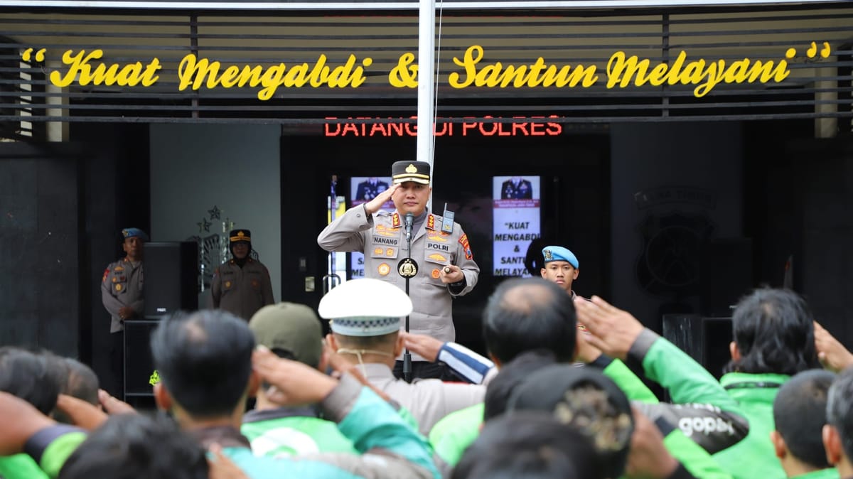 Polresta Malang Kota Gelar Apel Kebangsaan dan Deklarasi bersama Pengemudi Ojek Online Kota Malang