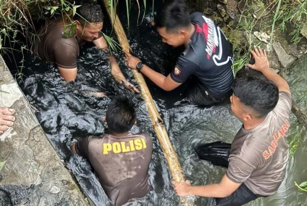 Respons Cepat Polresta Cilacap dan PSDA Atasi Banjir yang Genangi Permukiman