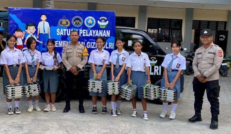 SPPG Polri Sentuh Ribuan Anak di Kupang, Kapolda NTT Tegaskan Pangan Aman dan Bergizi