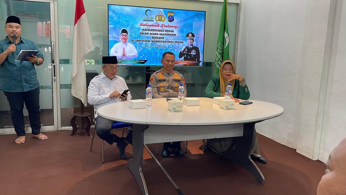 Silaturahmi Sejuk Kapolrestabes Medan ke Al Washliyah: Wujud Polri Humanis dan Dekat dengan Umat