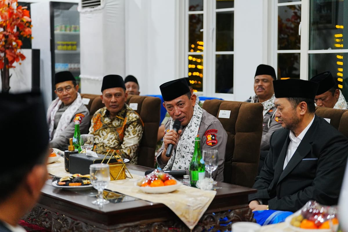 Silaturahmi ke Ponpes An-Nur Malang, Kapolri Tekankan Pentingnya Persatuan