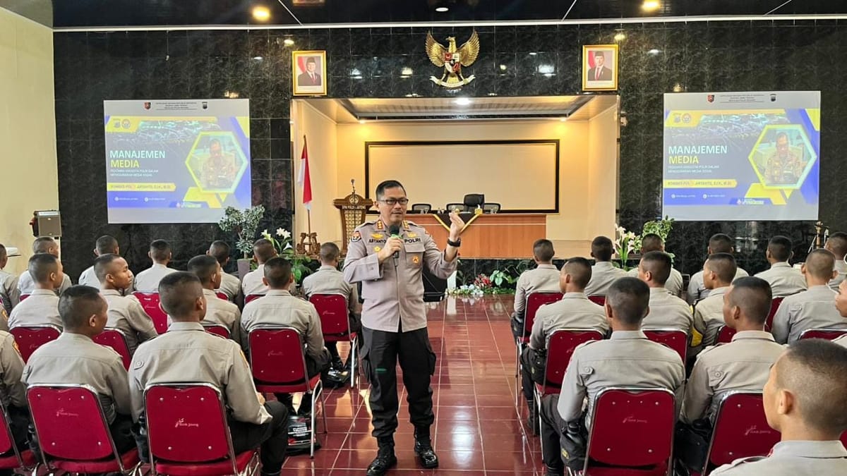 Tingkatkan Literasi Digital, Polda Jateng Gelar Pelatihan Kehumasan bagi Siswa SPN