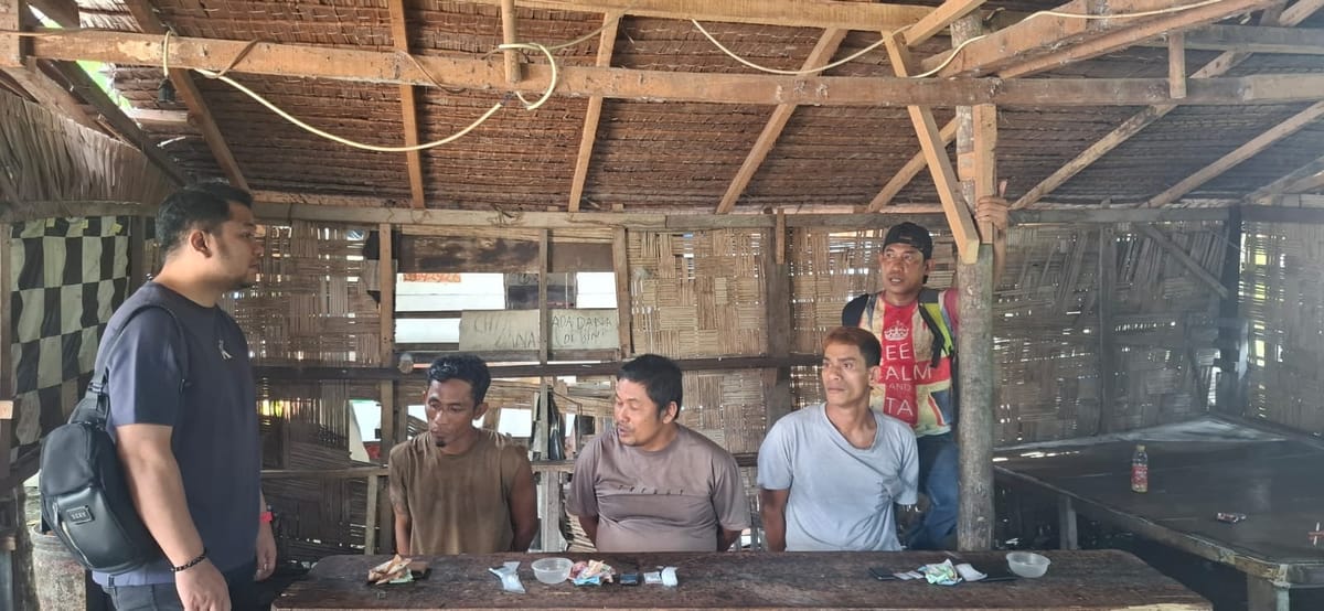 Aksi Cepat Satresnarkoba Polrestabes Medan: 3 Pelaku Diciduk, 20 Bong Disita dari Barak Serba Jadi